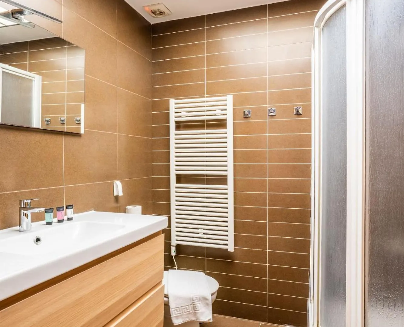 Apartment Ronda Sant Pere Private City Center 3Bedroom Suite C Barcelona Spain