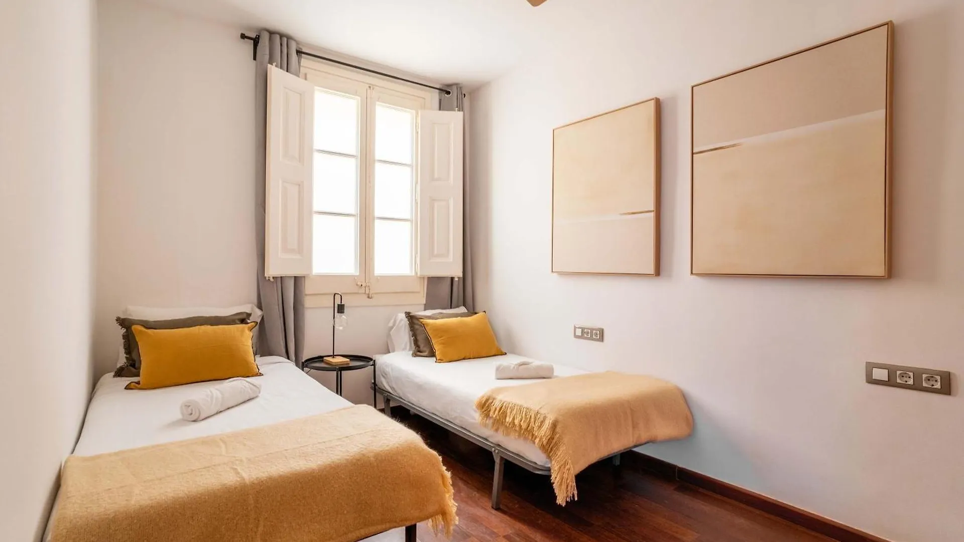 Ronda Sant Pere Private City Center 3Bedroom Suite C Barcelona Spain